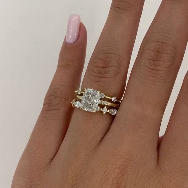 Radiant Cut Sterling Silver Ring Set with Round & Marquise Design