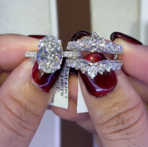 4.0Ct Oval Cut Bridal Set With Jacket Wedding Band