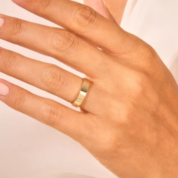 2PCS Golden Tone Oval Cut Plain Band Bridal Set