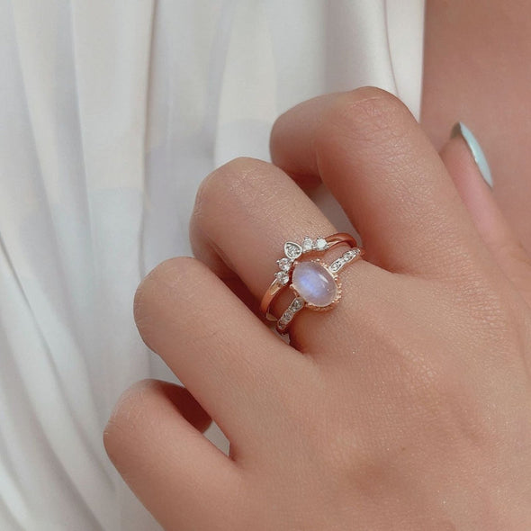 Vintage Oval Shape Design Moon Stone Silver Ring Set