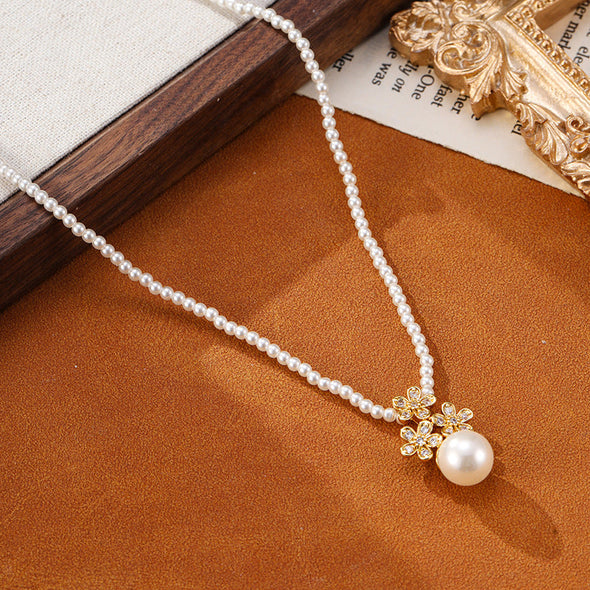 Sweet Flowers Pearl Design 18K Gold Plated Neckalce and Earrings