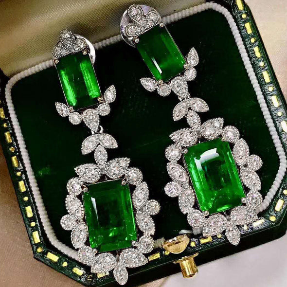 Vintage Emerald Green Drop Earrings