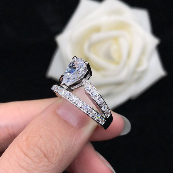 1.5ct Pear Cut 18K White Gold Plated Wedding Ring Set