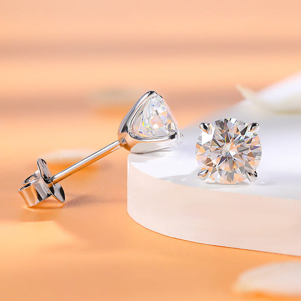 Classic 1.0ct 18K White Gold Plated D Color Moissanite Earrings