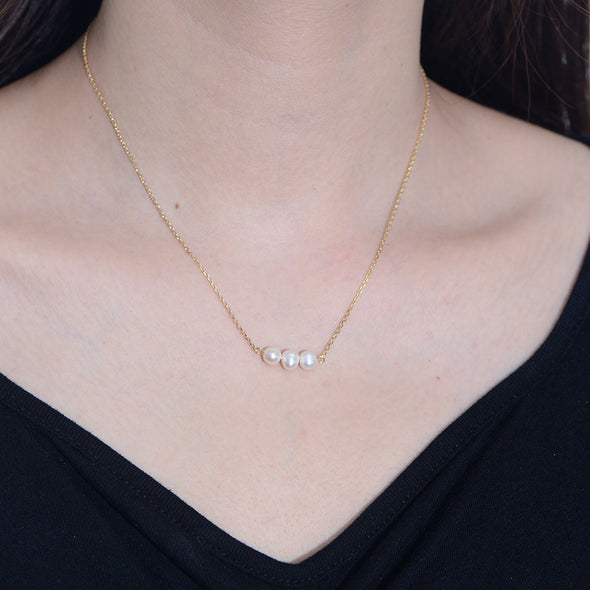 Elegant Natural Pearls Sterling Silver Necklace