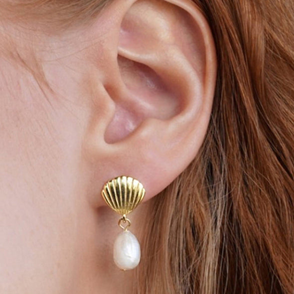 Shell Design Sterling Silver Shell Pearl Earrings