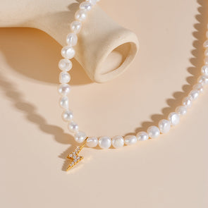 Elegant Pearls Necklace For Mom