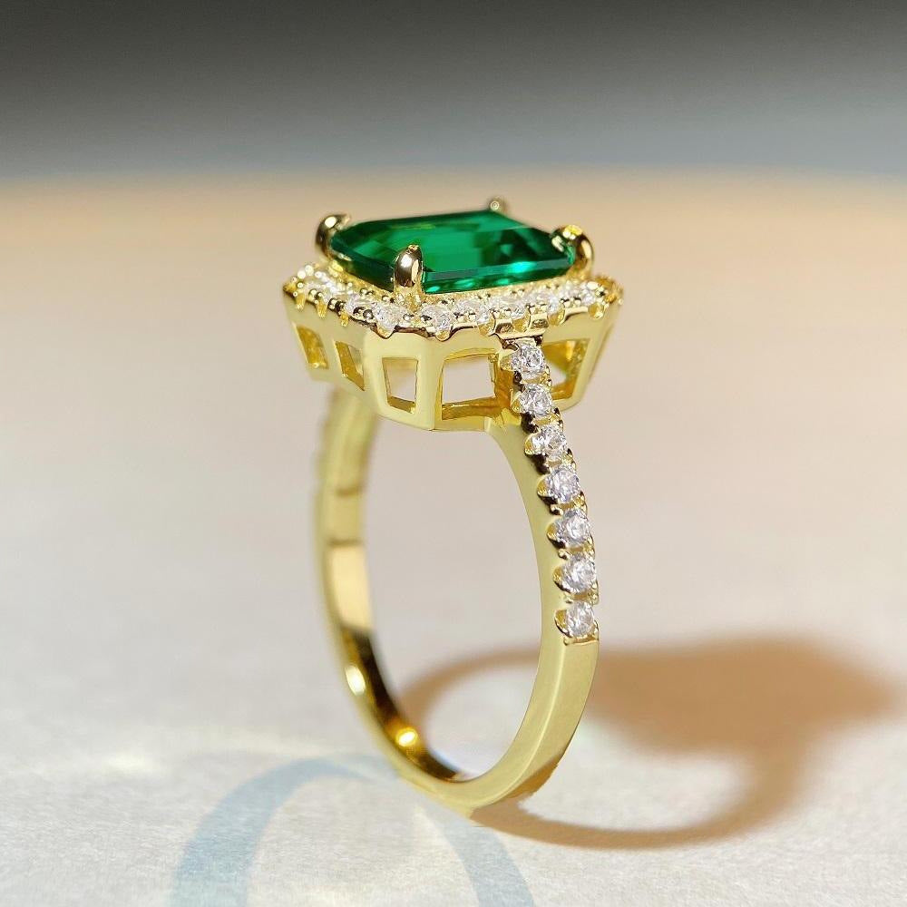 3.0ct Emerald Cut Green Gemstone Halo Engagement Ring in 925 Sterling Silver