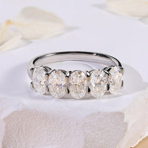 2.5 Ct Oval Cut Moissanite White Gold Wedding Band