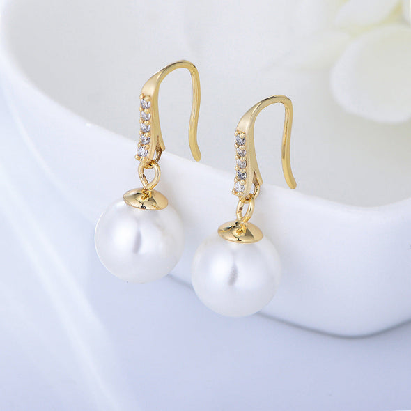 Elegant Pearl Drop Earrings for Mom