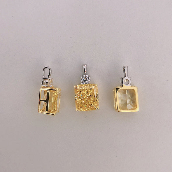 Stunning 4.5ct Yellow Pendant Necklace