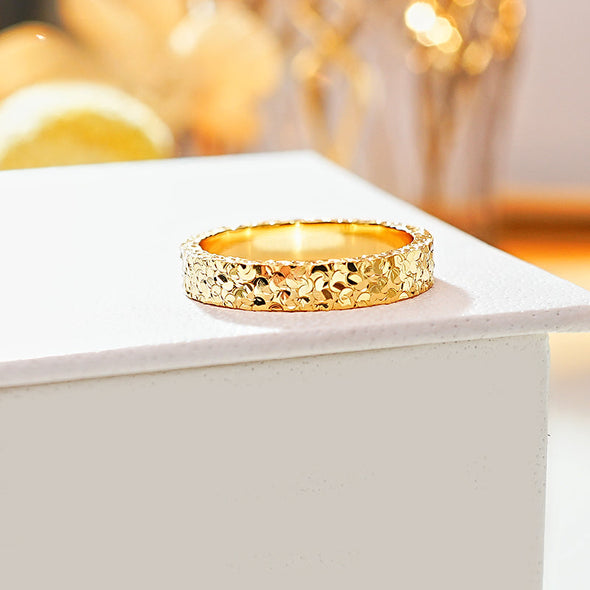 Sparkling 18K Gold Plated Wedding Band