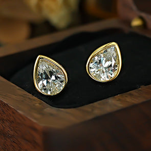 Luxury Oval Cut Sterling Silver Stud Earrings