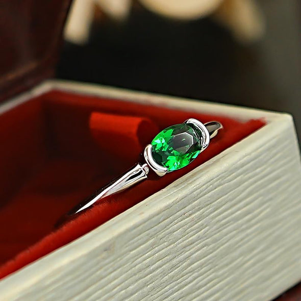 Simple Vintage Green Oval Cut Sterling Silver Engagement Ring