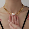 Vintage Pearls Necklace In Golden Tone